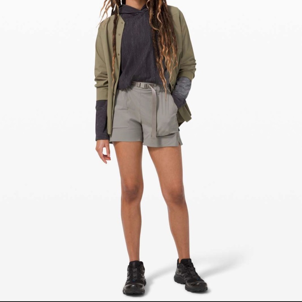 Lululemon lab kosaten short